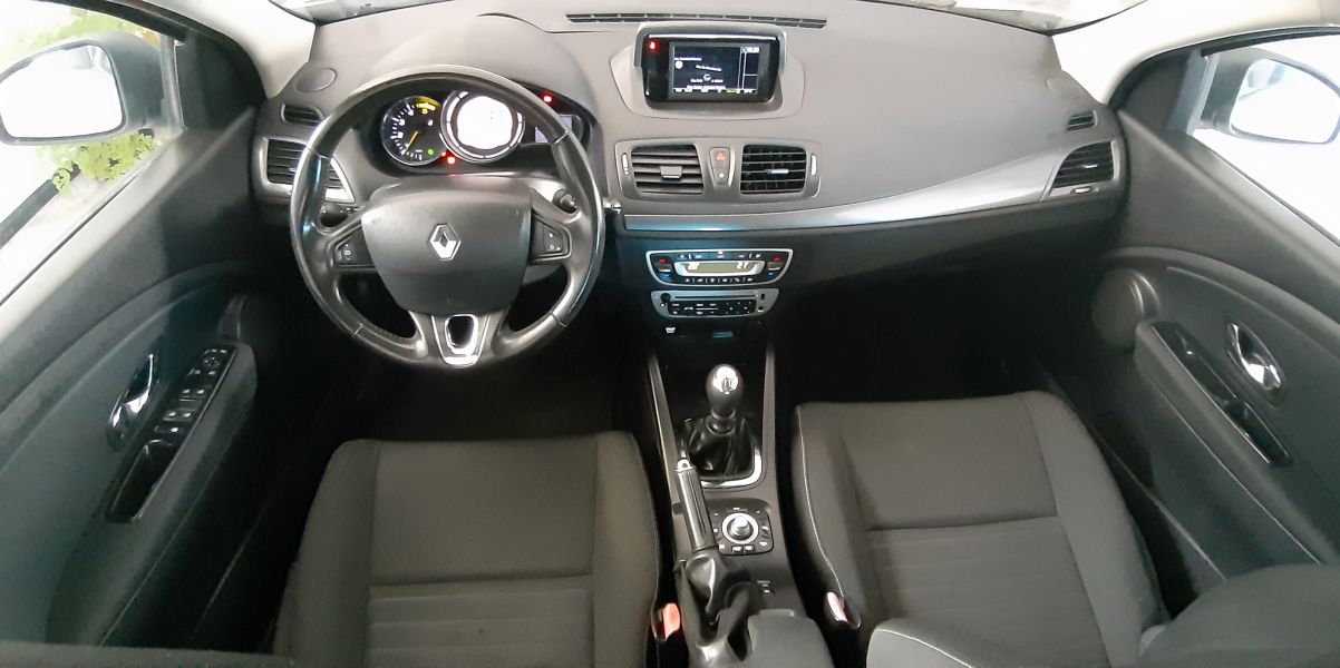 Renault Megane Sport Tourer Limited 1.5 DCI 110 CV (88.000 KMS)