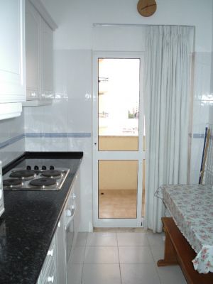 ALUGO T1 C GARAGEM, PISCINA, COURT TÉNIS 