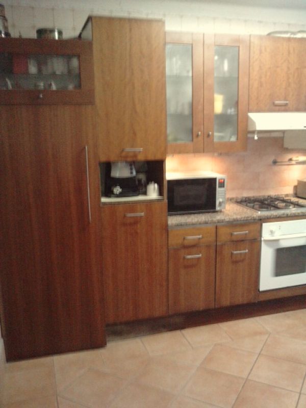 Vendo moradia isolada na Aroeira prox. Campo Golf Aroeira e Praia Fonte da telha