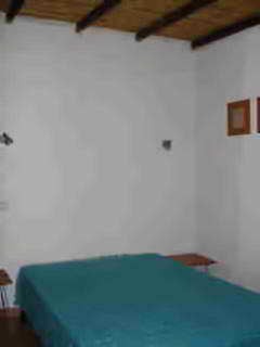 Alugo casa térrea em Silves 