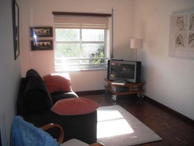 Êxcelente Apartamento T1 em Telheiras.