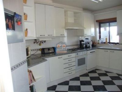 T4 - Duplex - Caldas da Rainha - Aquecimento Central. 