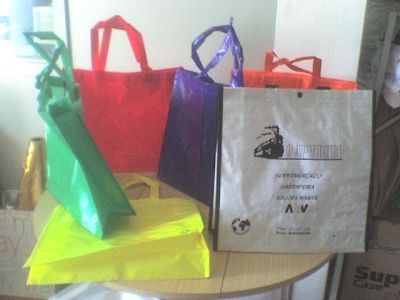 SACOS DE PAPEL - SACOS DE PLASTICO - SACOS DE TECIDO - ETIQUETAS AUTOCOLANTES - FITAS AUTOADESIVAS -