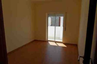 APARTAMENTO T3 REMODELADO EM PORTIMÃO / REF: T3 - 1311