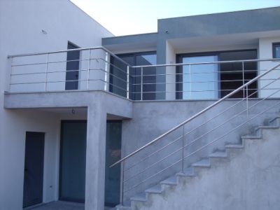 Serralharia Ferro Inox-Gradeamentos Varandas Escadas em Inox