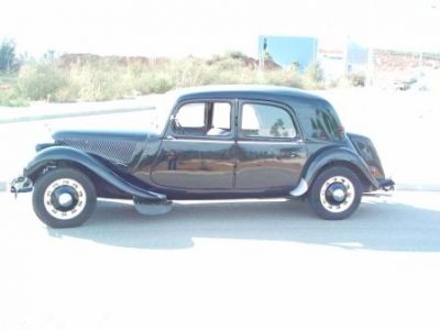 Carro Antigo de COLECÇÃO