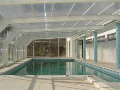 PISCINAS - TÉNIS - PADEL - RELVA SINTÉTICA