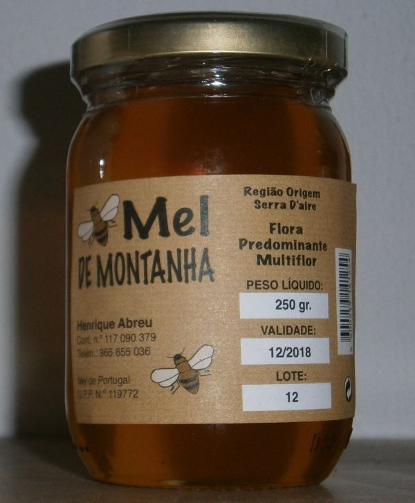 Mel a granel e em frasco