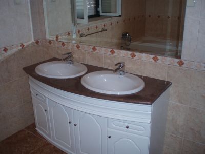 Arrendam-se apartamentos