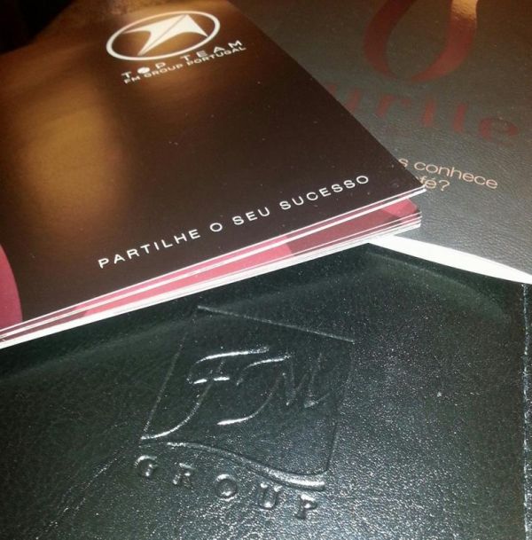 Procura-se parceiros de negócios M/F 