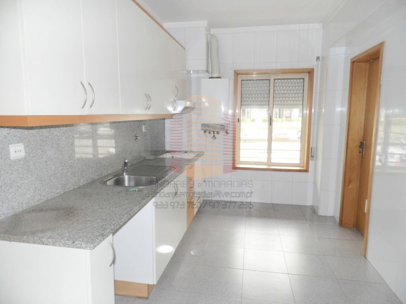 [1305F] Bom T2 em Mosteiró – 100% Financiado