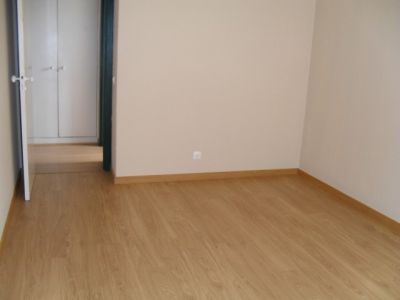 1075-27 - Apartamento T2 no Bº do Rosário