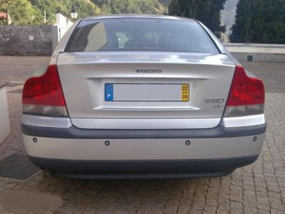 Volvo S60 D5 em excelente estado