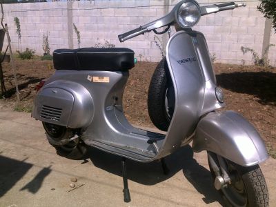 Vespa 50s - 50 years of Vespa (Edição Limitada nº 113/400)