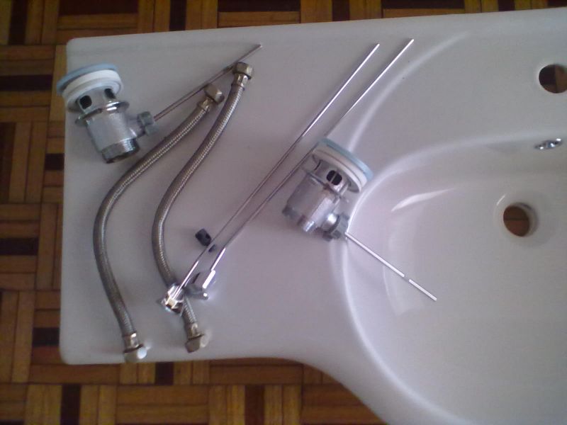 Lavatorio com Aceesorios