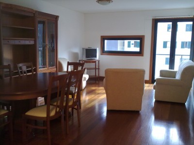 T2 - Apartamento em Forum 
