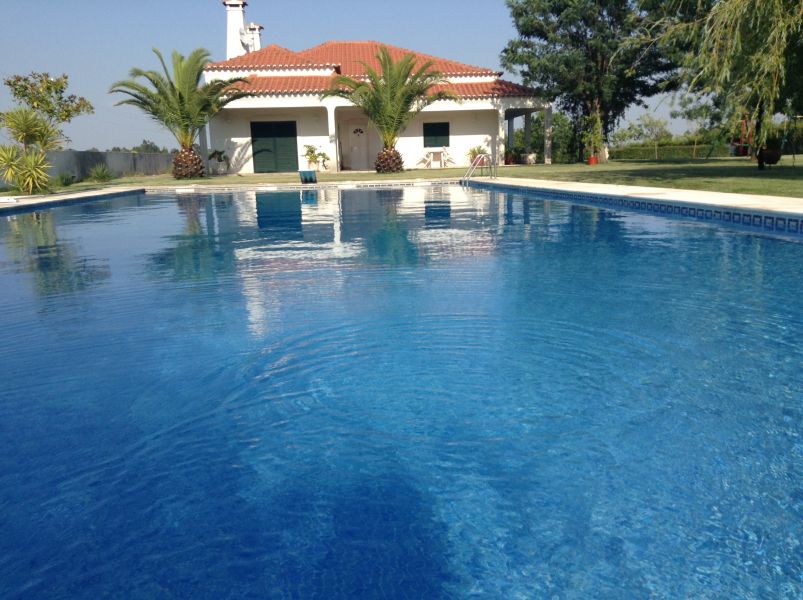 Casa com piscina 