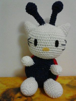 Hello Kitty em amigurumi