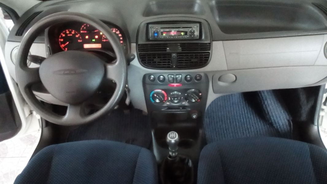 Fiat Punto II Emotion 1.2 16V 80 CV