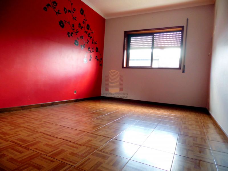 [1247F] T2 a 450m A29 E acesso Ponte Arrábida