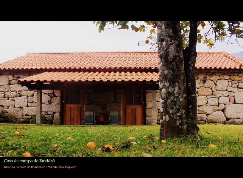Casa de Campo com jardim privativo com paisagens deslumbrantes