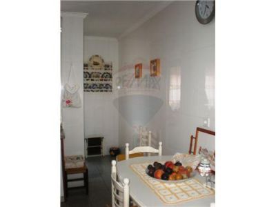 PERMUTO T3 POR T2 PREÇO ATÉ 120000€