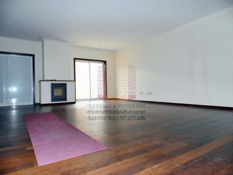 [1285F] Moradias V4 NOVAS, a 1.5km Acesso A4 (stª Rita)