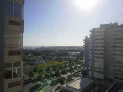 T2 nas Torres do Restelo - Lisboa