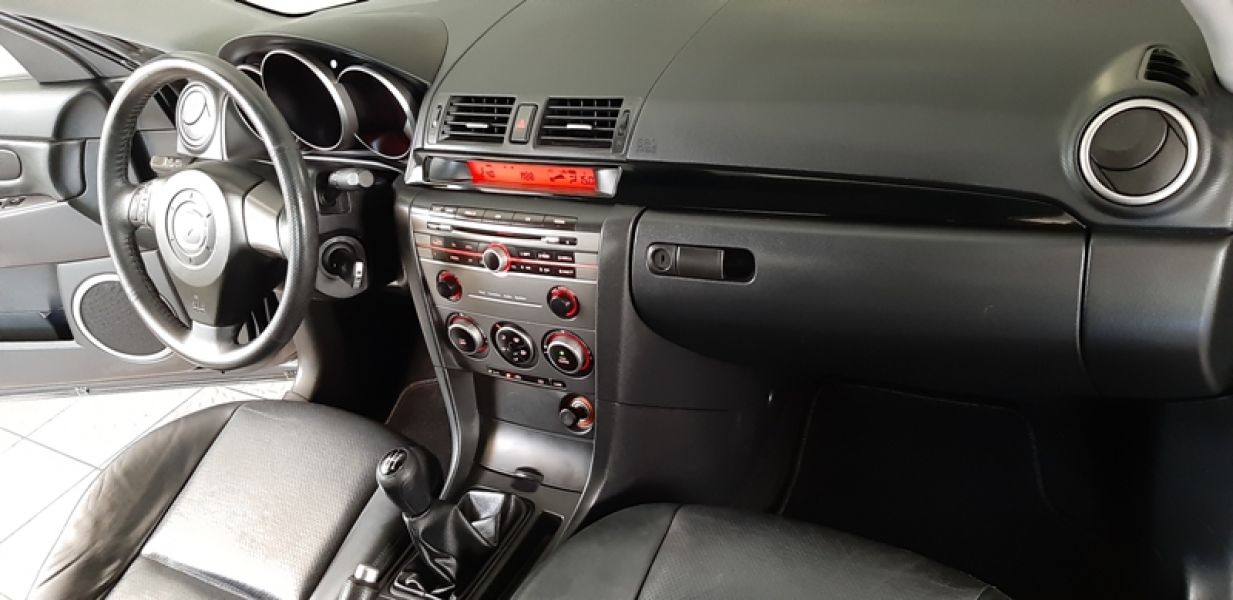 Mazda 3 MZ-CD Exclusive 1.6 D 110 CV