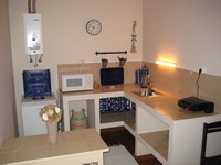 Alugo T0 mobilado com água, luz e condomínio incluído 