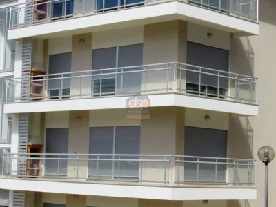 Apartamentos novos T2 e T3 com piscina