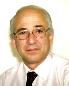 OFERECE-SE TÉCNICO DE REFRIGERAÇÃO