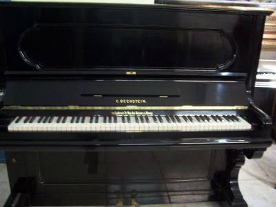 Piano vertical Bechstein