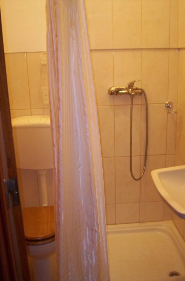 S. Pedro Estoril - Quarto com WC privativo. Praias