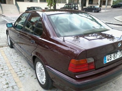 BMW 325 TDS