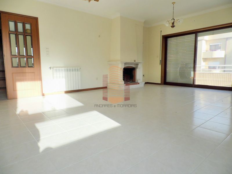 [6528] grande T3  varandas Perosinho – 100% financiado