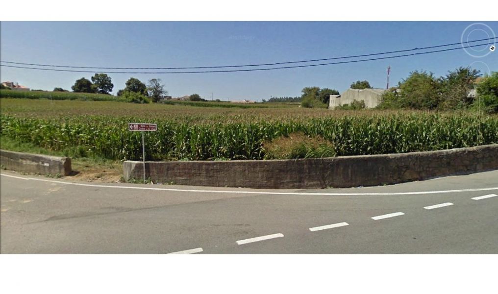 Terreno de gaveto c/3600 m2 - Modivas / Vila do Conde