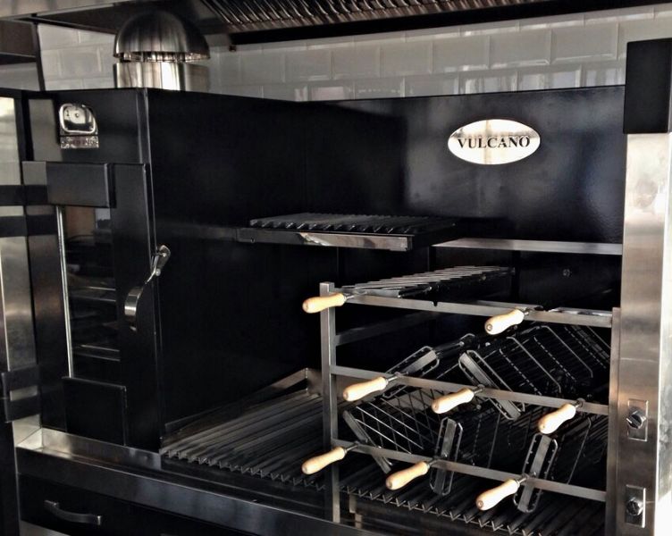 Vulcano Gres: fornos de brasa, grelhadores, assadores de frango, rodizios… 