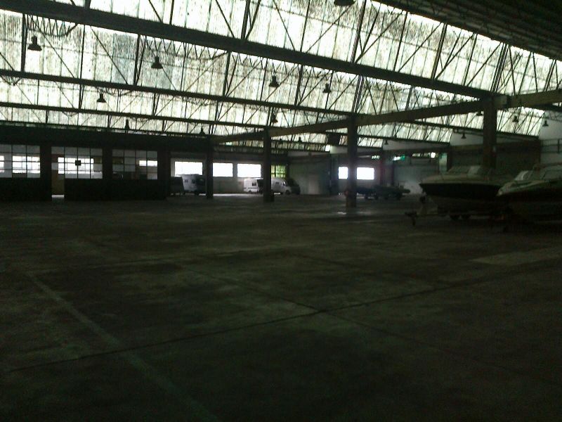 Recolha de barcos, autocaravanas, caravanas, veiculos e outros