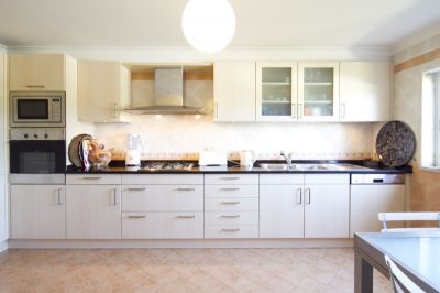 Fabulosa moradia no Condomínio do Murtal