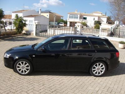 AUDI A 4 2.0 TDI Avant S-LINE