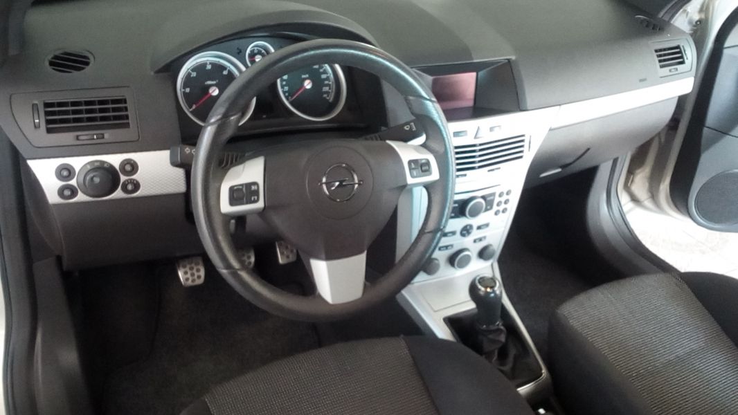 Opel Astra H GTC Sport 1.7 CDTI 100 CV