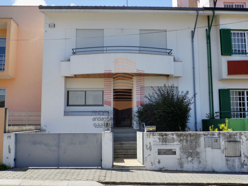 [1233F] Moradia + boa área exterior aos Carvalhos -100% financiada