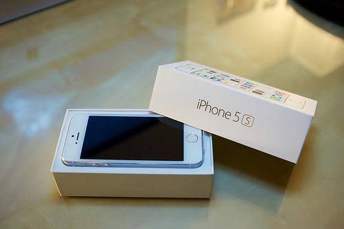 Compre Novo:Apple iPhone 5s 64gb Gold