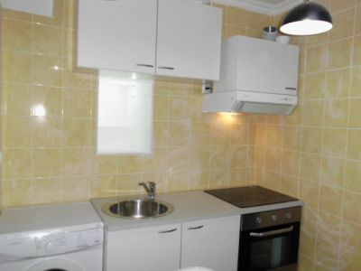 T0 r/c de moradia, todo equipado/mobilado de novo. Para Ferias.