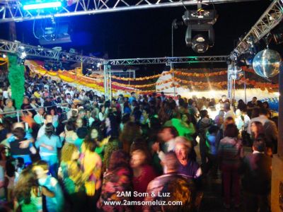 Aluguer de equipamento profissional de som, iluminação, e video