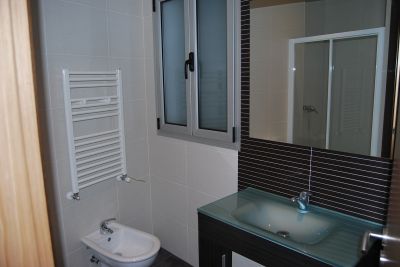Apartamentos T1( novos ) no centro da Nazaré a 50m da praia
