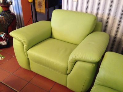Sofá em pele
