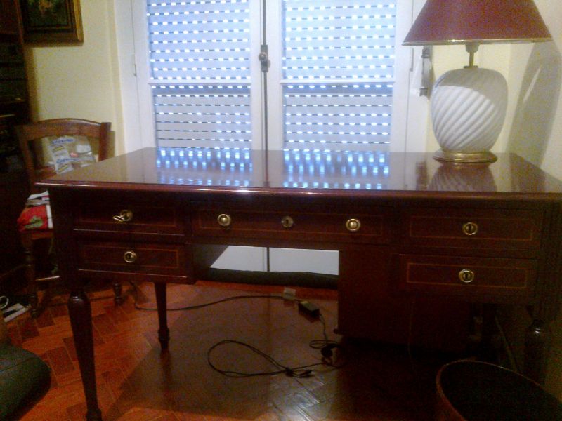 Venda de secretária em casquinha