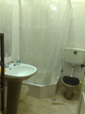 Aluga-se quarto em Carnaxide